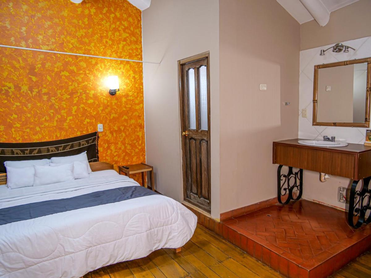 Hotel Guest House Wayra Cusco Exterior photo